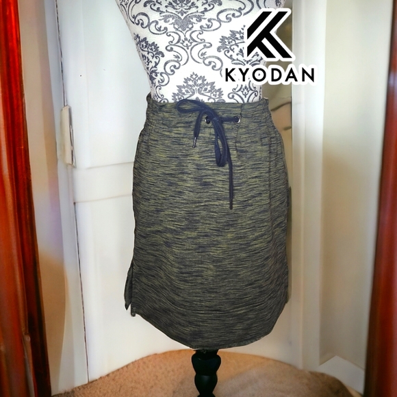 FREEDOM TRAIL by KYODAN Women's Athletic Skirt- XSmall - Picture 1 of 4